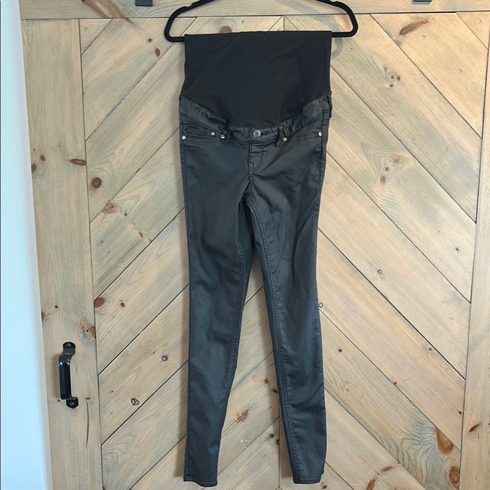 H&M  Maternity Skinny Pants , size 6 black colour